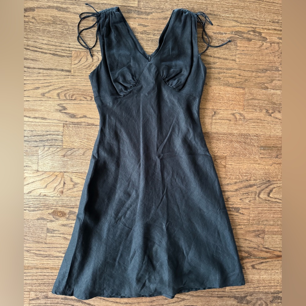 GAP Black Sleeveless Dress